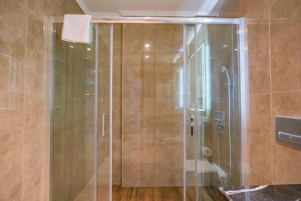 Ekor Elegance Hotel 파마구스타 외부 사진