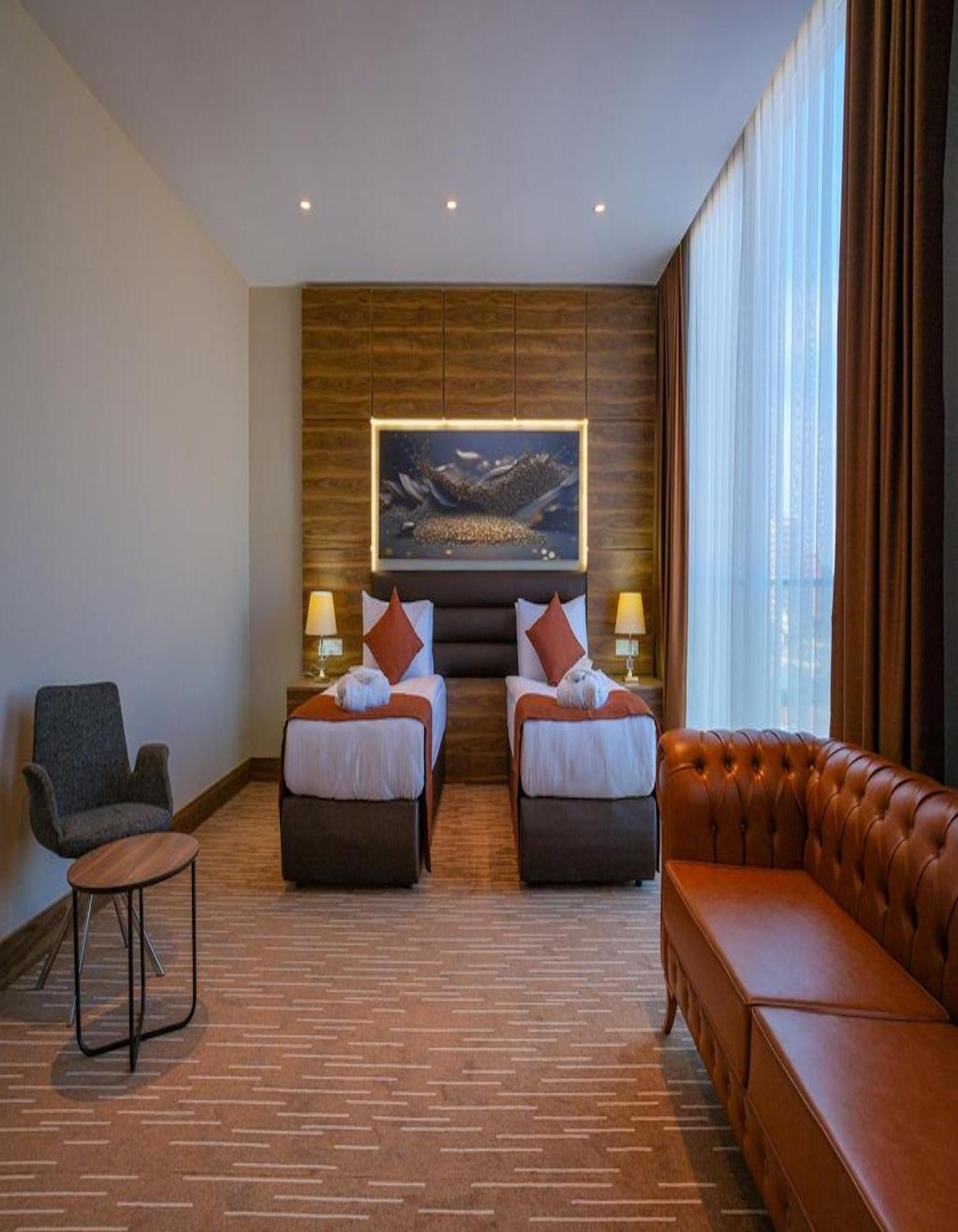 Ekor Elegance Hotel 파마구스타 외부 사진
