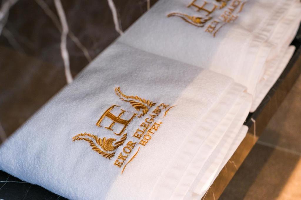 Ekor Elegance Hotel 파마구스타 외부 사진