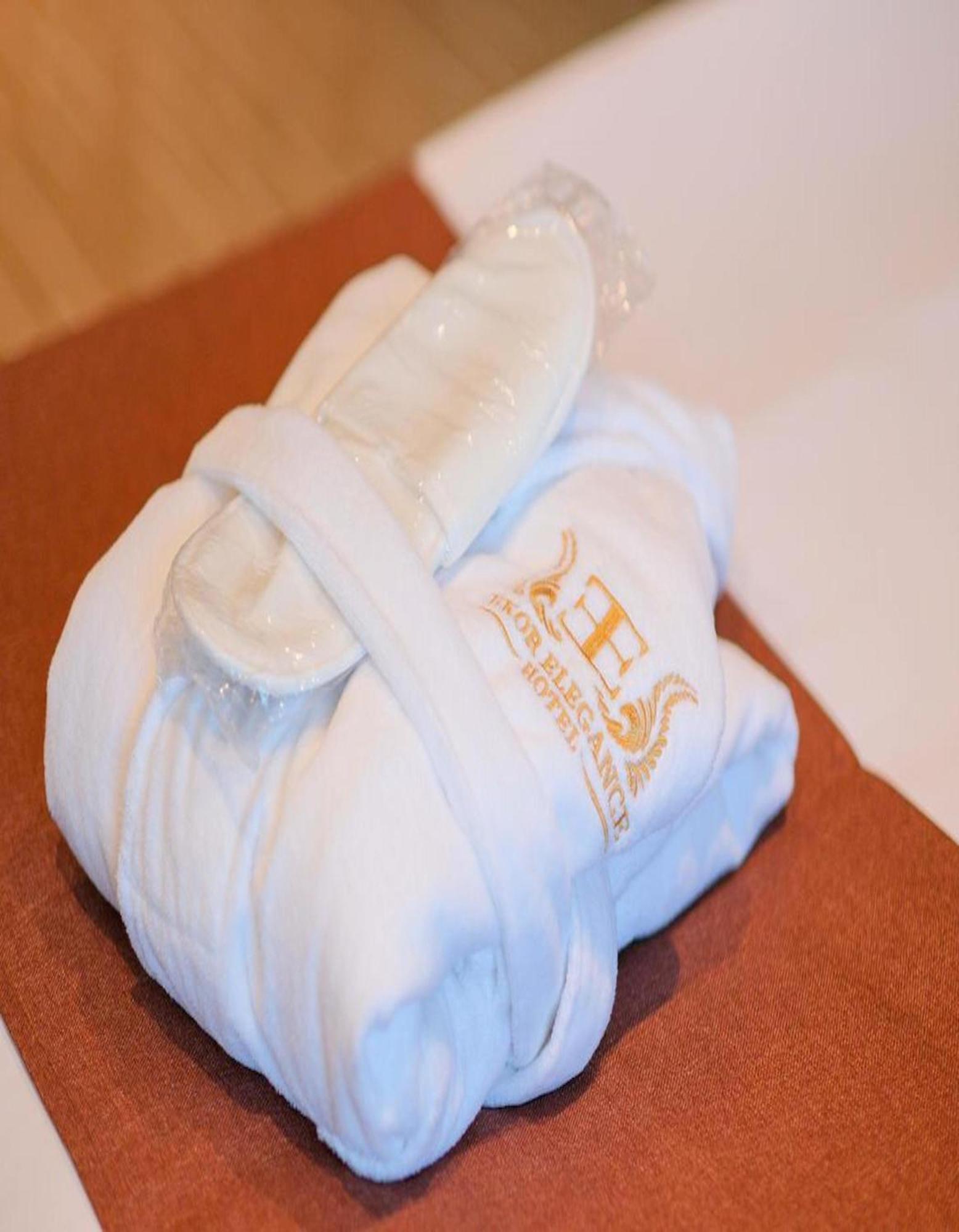 Ekor Elegance Hotel 파마구스타 외부 사진