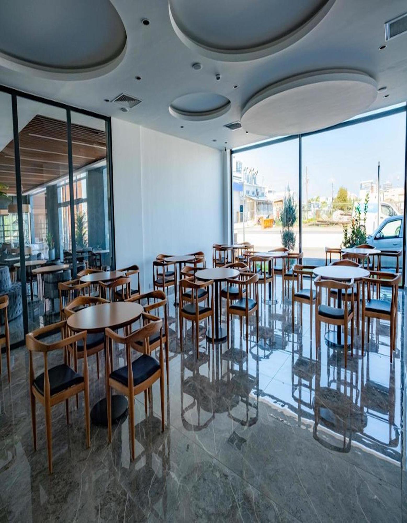 Ekor Elegance Hotel 파마구스타 외부 사진