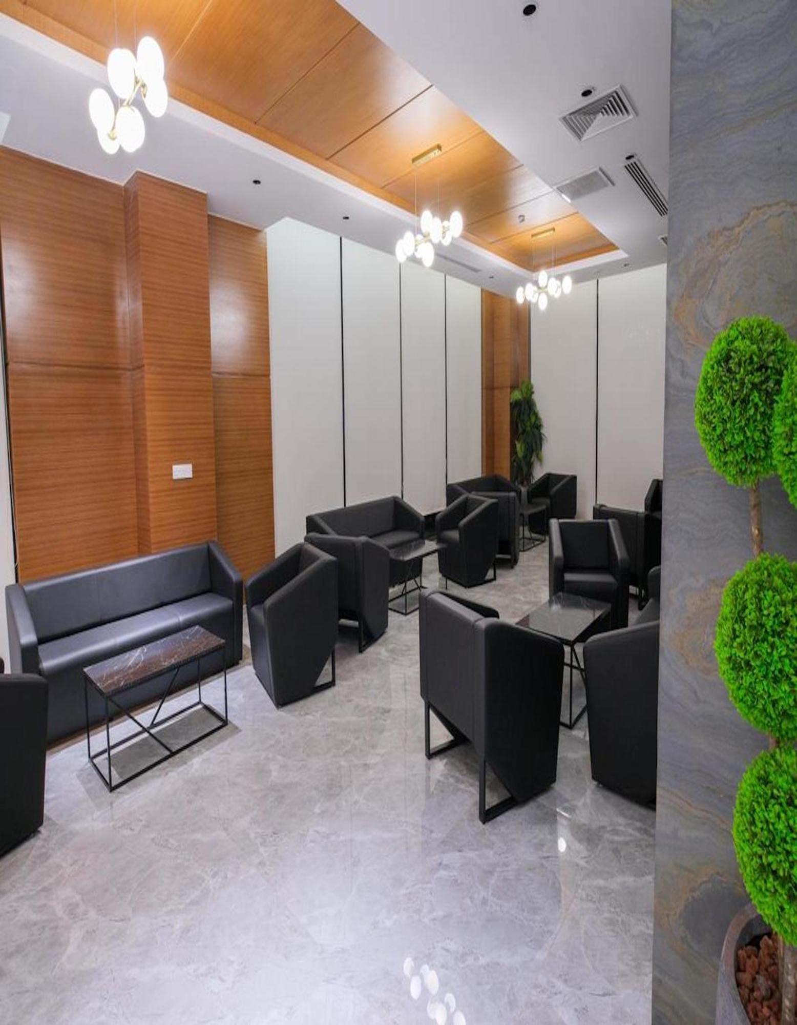 Ekor Elegance Hotel 파마구스타 외부 사진